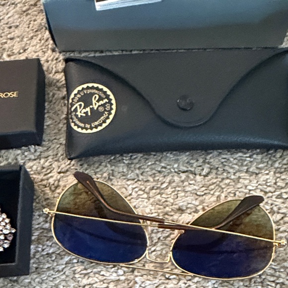 Ray-Ban Aviator+D&G Sunglasses+ Earrings Lily and Rose - Picture 8 of 9